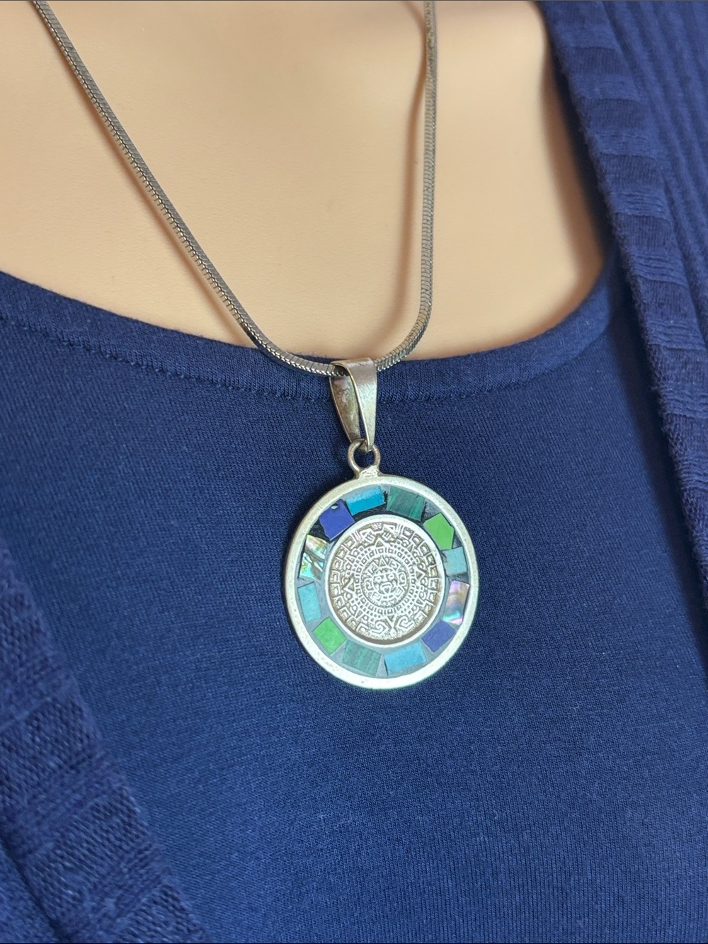 Vintage 925 silver Aztec calendar pendant with 19” box chain